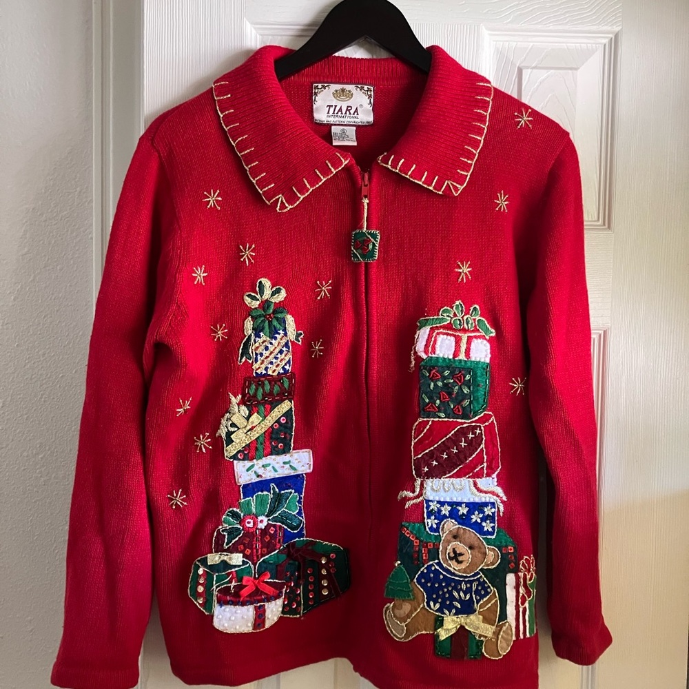 2000s Christmas Sweatee Tiara Internarional teddy bear gifts zip up